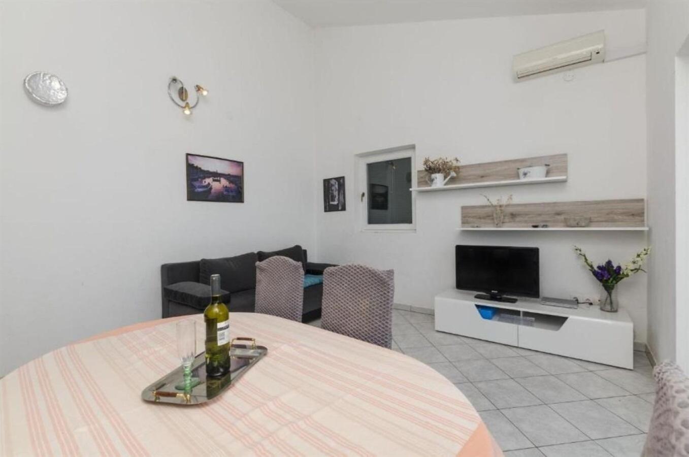 Apartments Mil - 80M From The Sea Sevid Ngoại thất bức ảnh